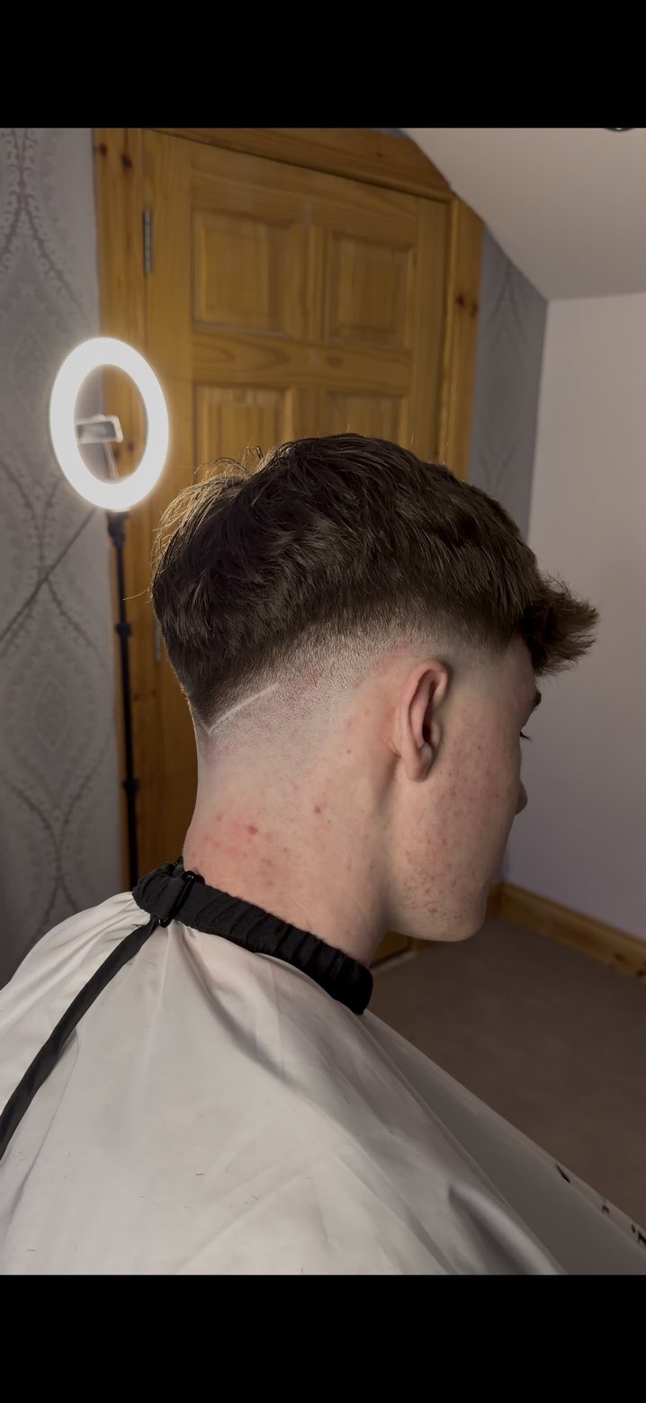 Low skin fade by joevalhair